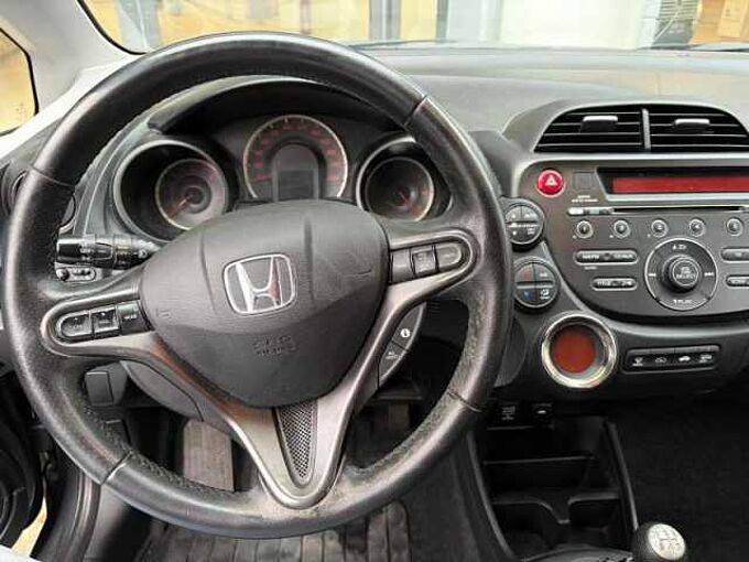 Honda Jazz 1.4 i-VTEC 100 Luxury