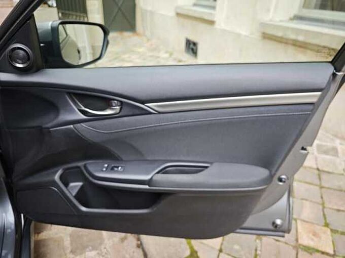 Honda  Civic 1.0 i-VTEC 129ch Executive CVT 5p