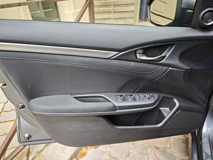 Honda  Civic 1.0 i-VTEC 129ch Executive CVT 5p