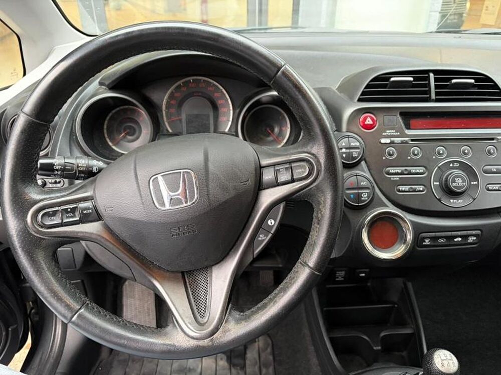 Honda Jazz 1.4 i-VTEC 100 Luxury
