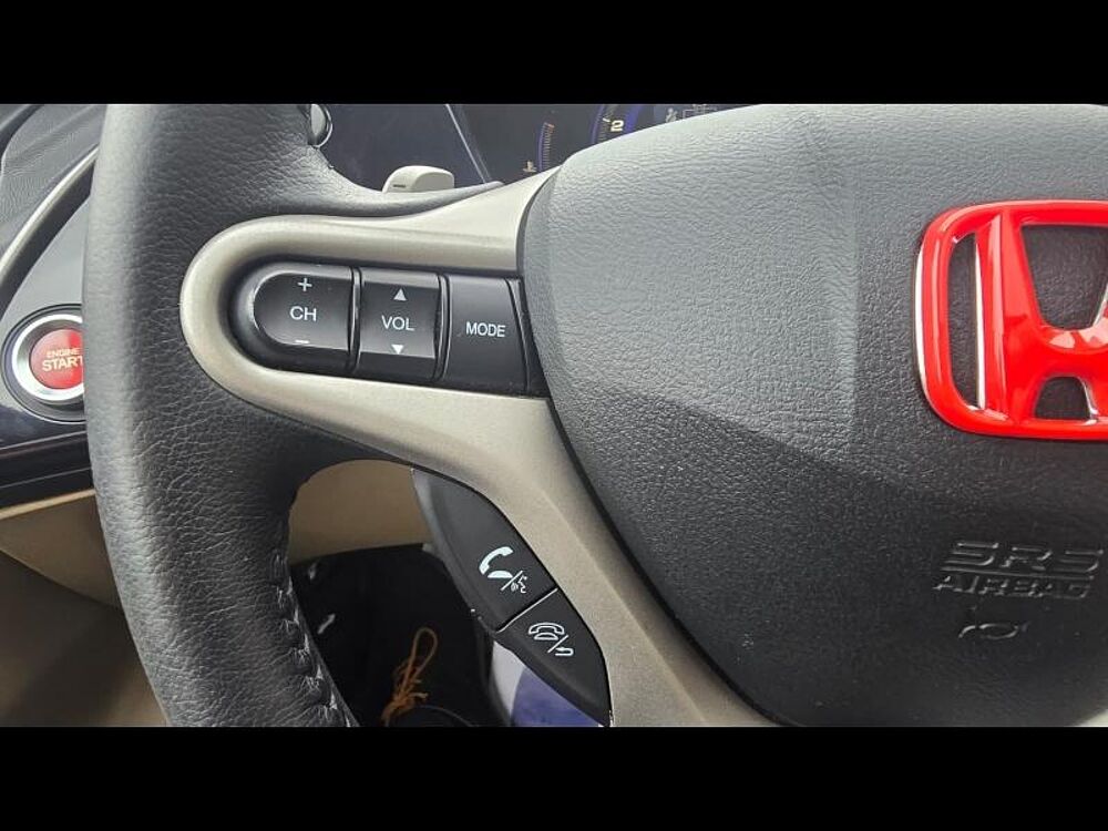 Honda Civic 1.8 i-VTEC ExecutiveCuir/Navi i-shift 5p