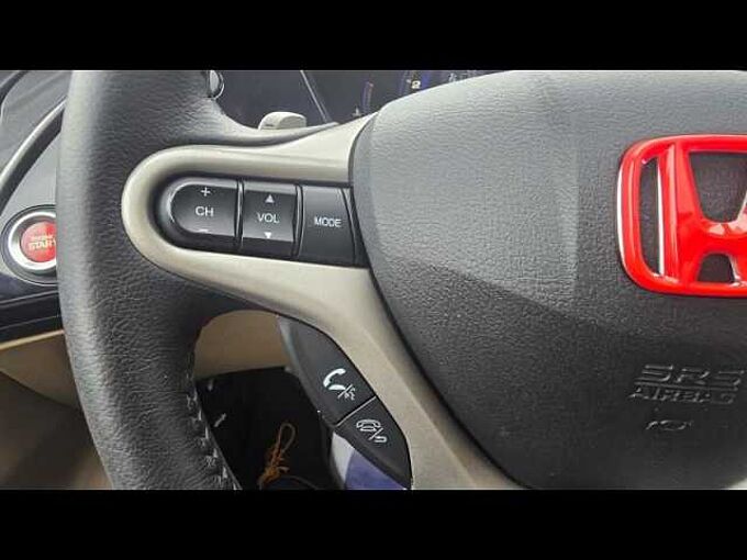 Honda Civic 1.8 i-VTEC ExecutiveCuir/Navi i-shift 5p