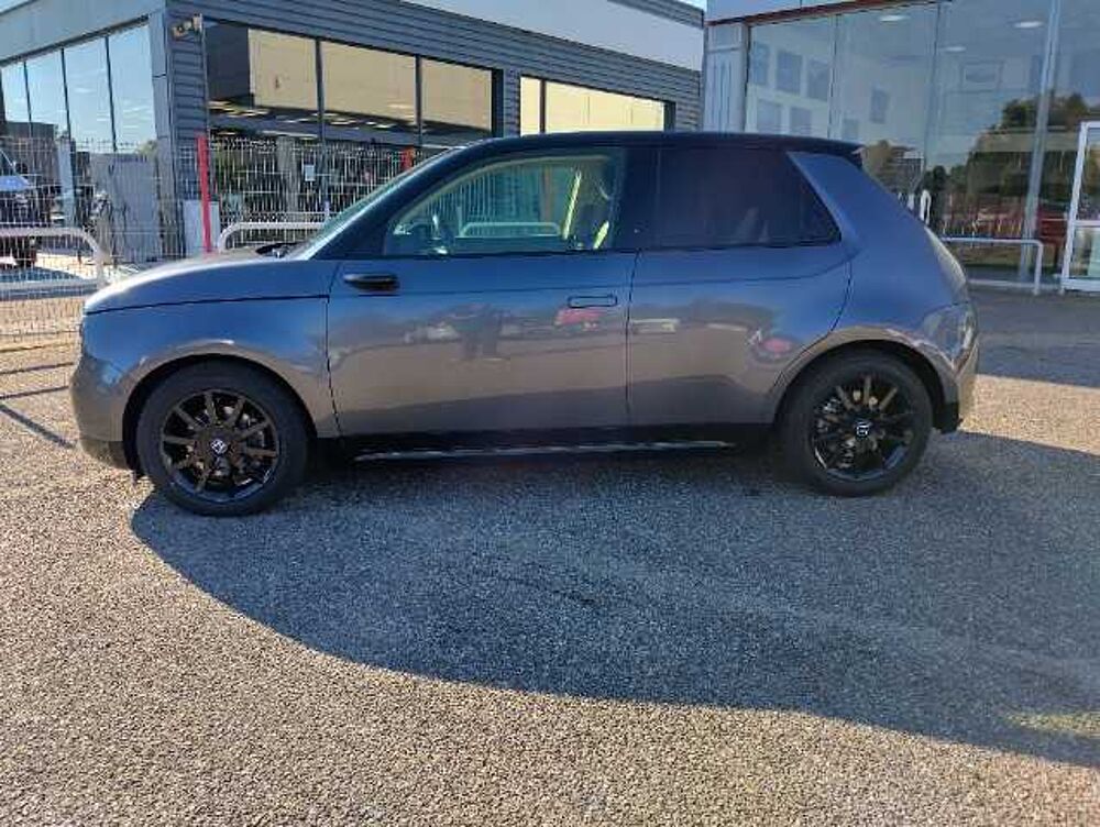 Honda HONDA E Advance 16' 5P